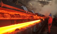 Уже второй месяц подряд Китай уменьшает объемы производства стали. Это связано с сокращением объемов производства, повышенных цен на сырье и усилением экологических мер. Китай стал меньше производить стали